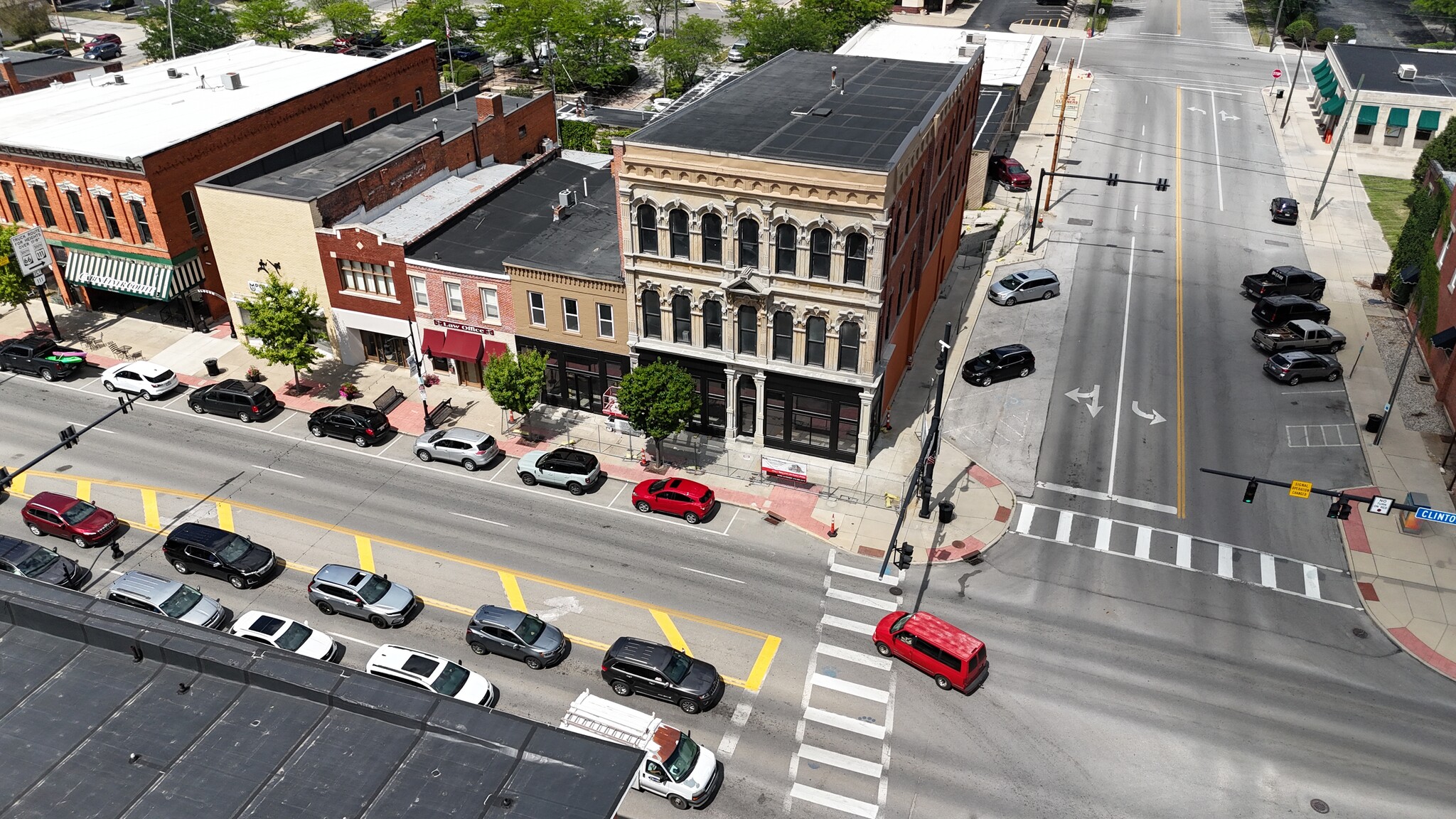 300 Clinton St, Defiance, OH à louer Photo de l’immeuble– Image 1 sur 17