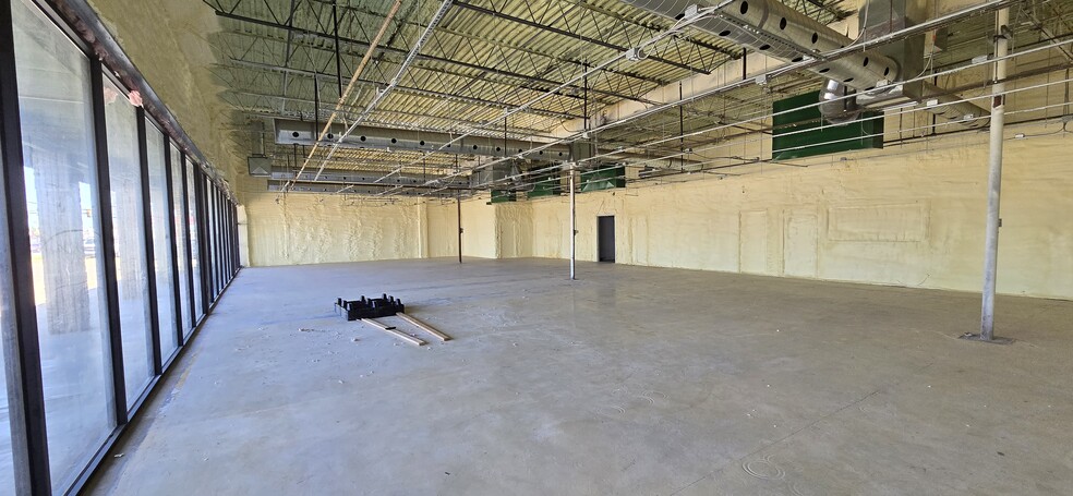 1332 SW 59th St, Oklahoma City, OK à louer - Photo de l’immeuble – Image 2 sur 48