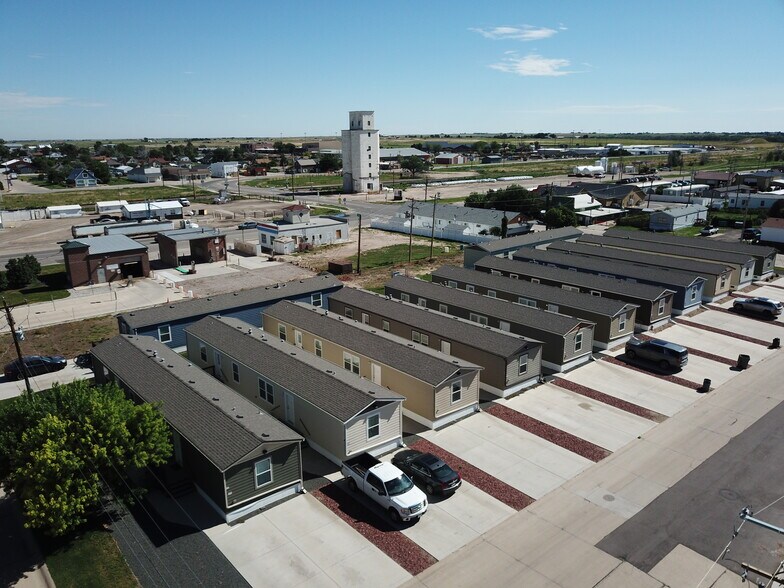 475 Kiowa Ave, Bennett, CO à vendre - Photo de l’immeuble – Image 3 sur 13
