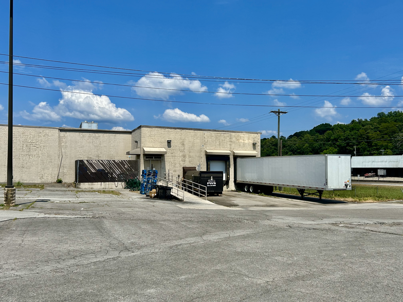 420 Market St, Dayton, TN à louer - Photo de l’immeuble – Image 2 sur 3