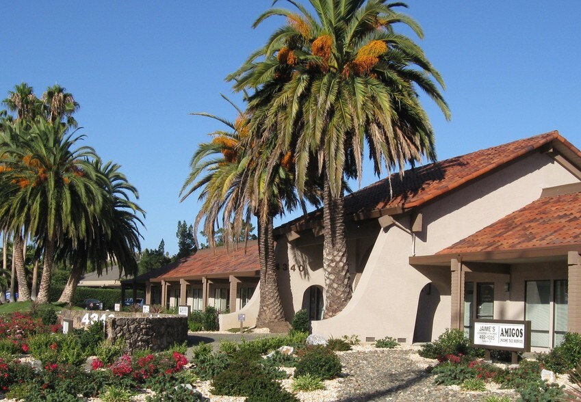 4340 Redwood Hwy, San Rafael, CA à louer - Photo principale – Image 1 sur 4
