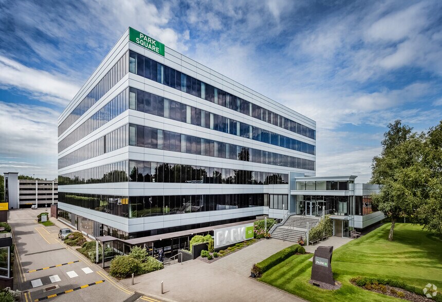 Bird Hall Ln, Stockport à louer - Photo principale – Image 1 sur 40