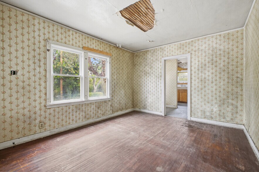 1039 Grevelia St, South Pasadena, CA à vendre - Photo de l’immeuble – Image 2 sur 18