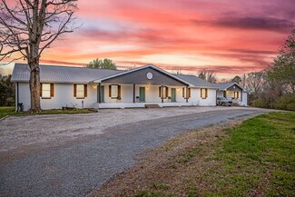Plus de détails pour 151 Covington Ln, Dickson, TN - Logement à vendre