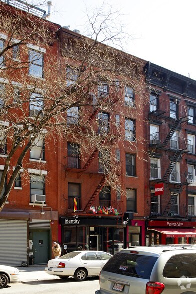 511 E 6th St, New York, NY à louer - Photo de l’immeuble – Image 2 sur 5