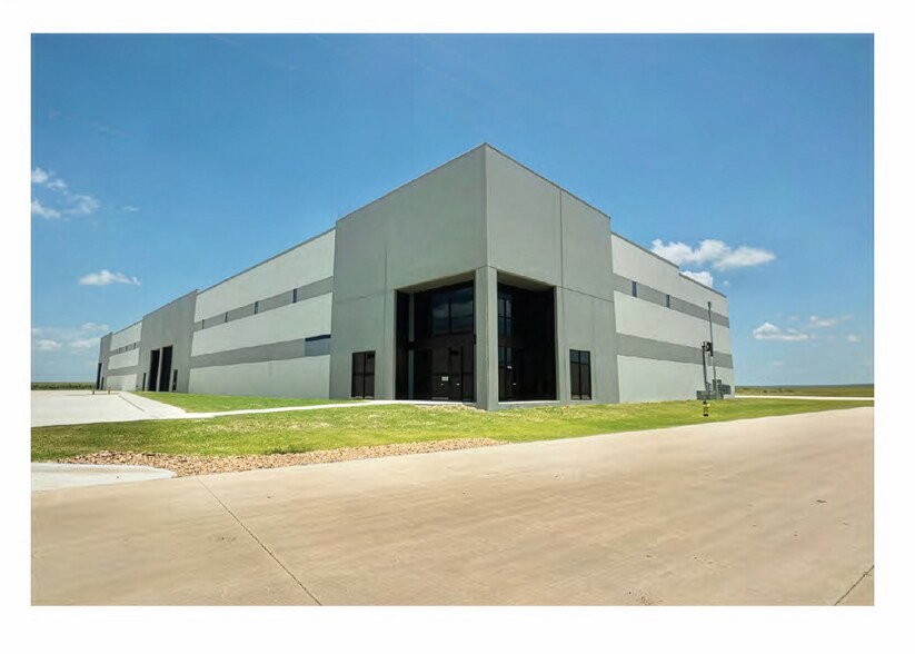 21959 US-79 Hwy, Taylor, TX à louer - Photo de l’immeuble – Image 3 sur 5