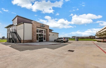 158 Bella Katy Dr, Katy, TX à louer Photo de l’immeuble– Image 1 sur 25
