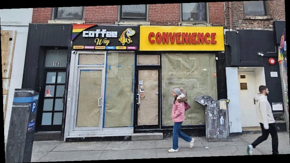 163 Eighth Ave, New York, NY à louer - Photo de l’immeuble – Image 3 sur 8