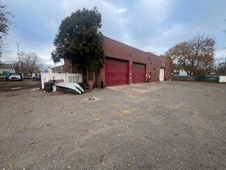 Plus de détails pour 249 Broadway, Amityville, NY - Industriel/Logistique à vendre