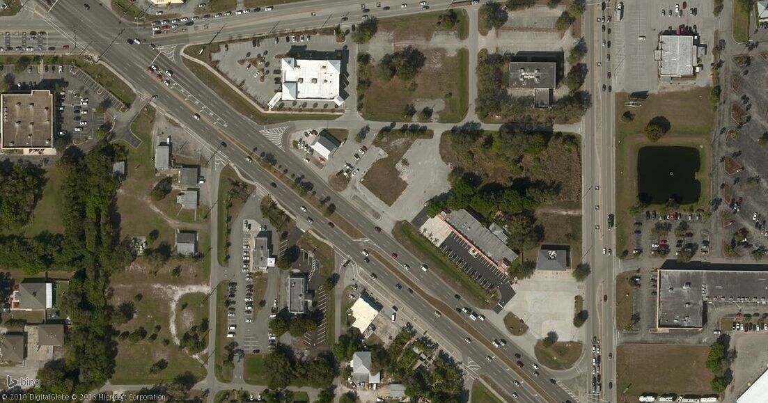 23041 Harborview Rd, Port Charlotte, FL à vendre Aérien– Image 1 sur 6