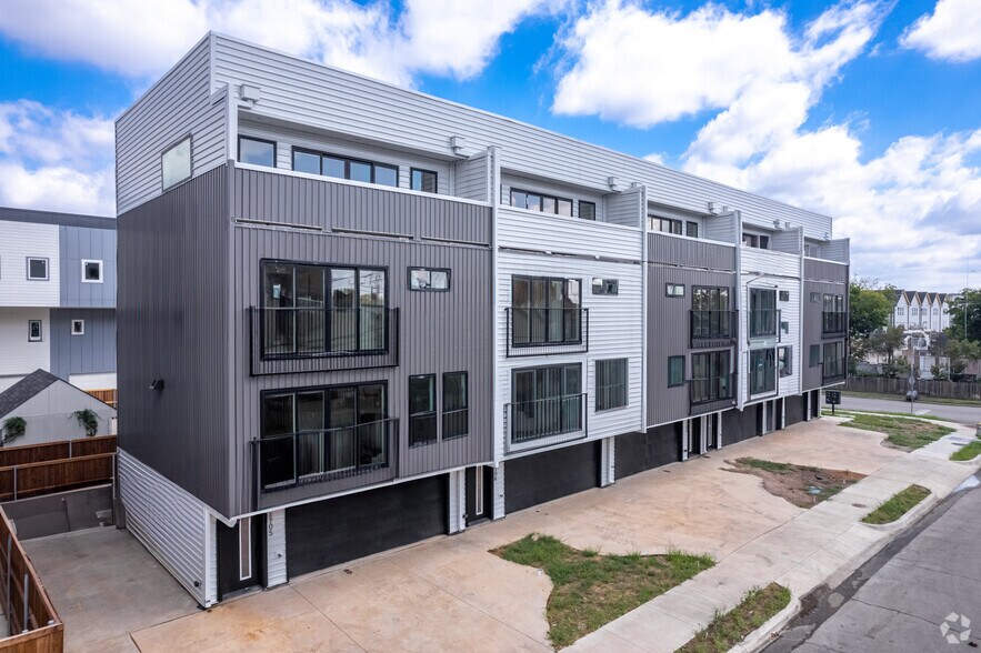 Residential Condo Buildings portefeuille de 2 biens à vendre sur LoopNet.fr - Photo de l’immeuble – Image 2 sur 21