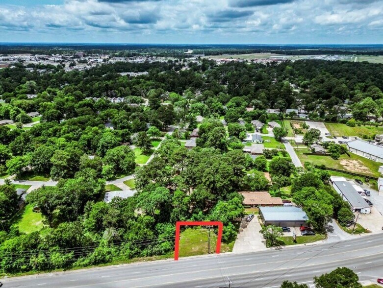 203 State Highway 75 N, Huntsville, TX à louer - Photo de l’immeuble – Image 2 sur 11