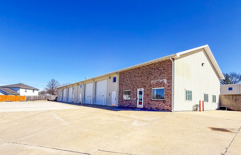 4300 Bold Venture Dr, Columbia, MO à louer - Photo de l’immeuble – Image 3 sur 12