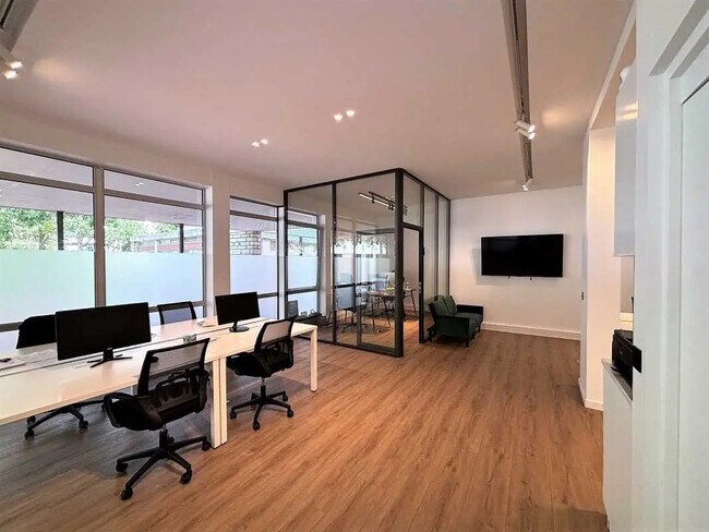 Plus de détails pour Bureau à vendre