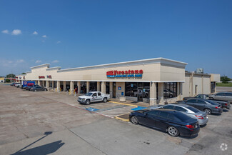Plus de détails pour 815 Dixie Dr, Clute, TX - Local commercial à louer