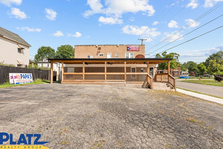 284 12th St, Campbell, OH à vendre - Photo de l’immeuble – Image 2 sur 17