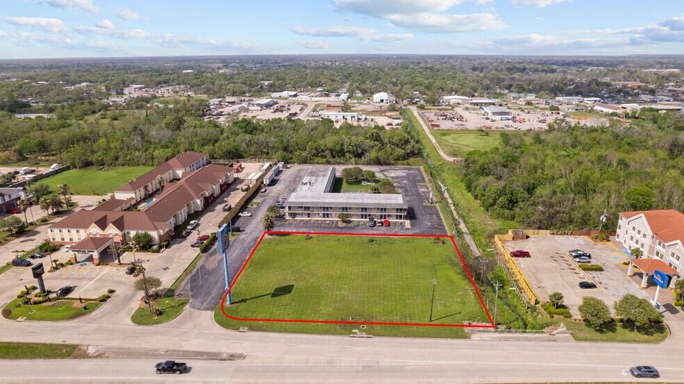 1000 Highway 332, Clute, TX à vendre - Aérien – Image 2 sur 12