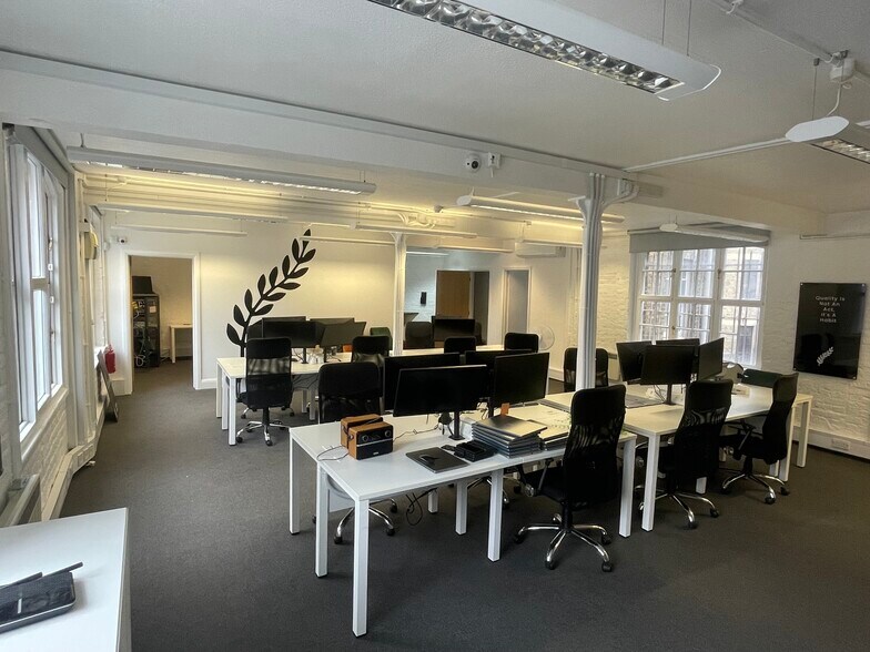 6 Flitcroft St, Londres à louer - Photo de l’immeuble – Image 3 sur 4