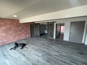 115 N Parkside Dr, Colorado Springs, CO à louer Photo intérieure– Image 1 sur 4