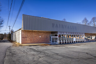 Plus de détails pour 128 Fairway Shopping Ctr, Hudson, NC - Local commercial à louer