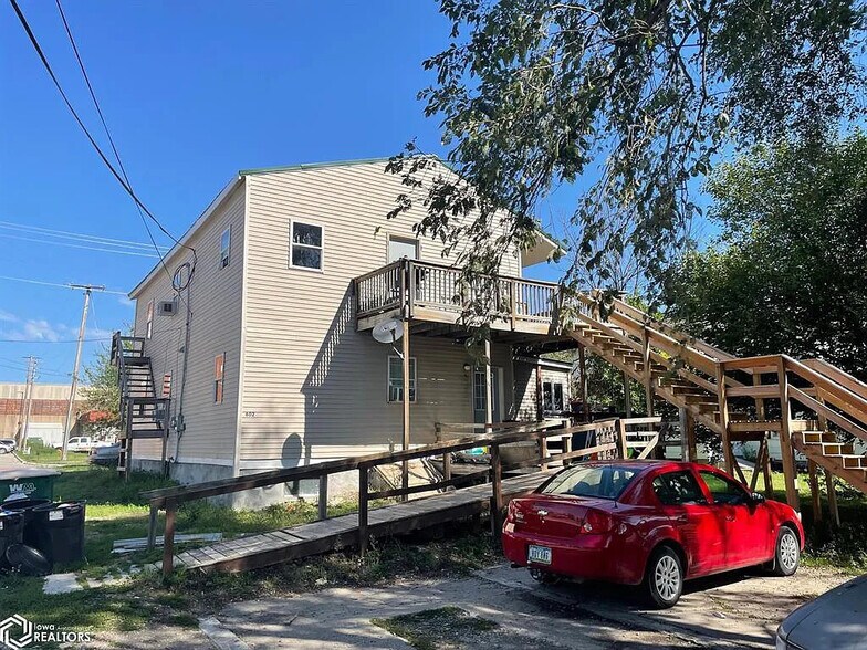 602 W Broadway Ave, Fairfield, IA à vendre - Photo de l’immeuble – Image 3 sur 3