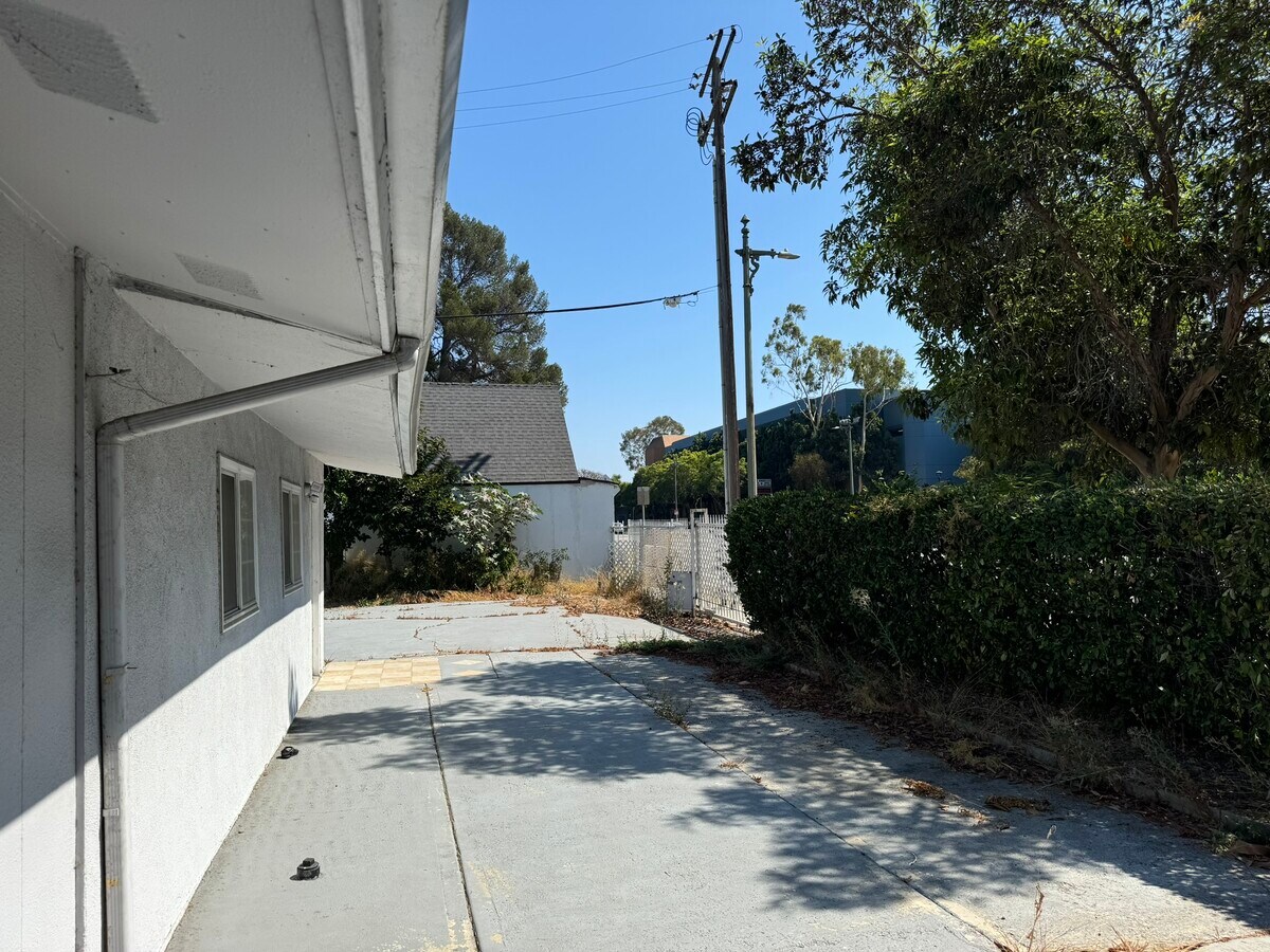 View Photo