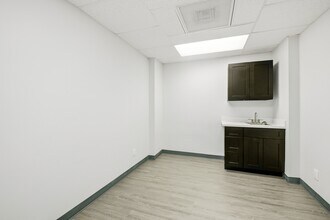 1610 James Bowie Dr, Baytown, TX à louer Photo intérieure– Image 1 sur 10