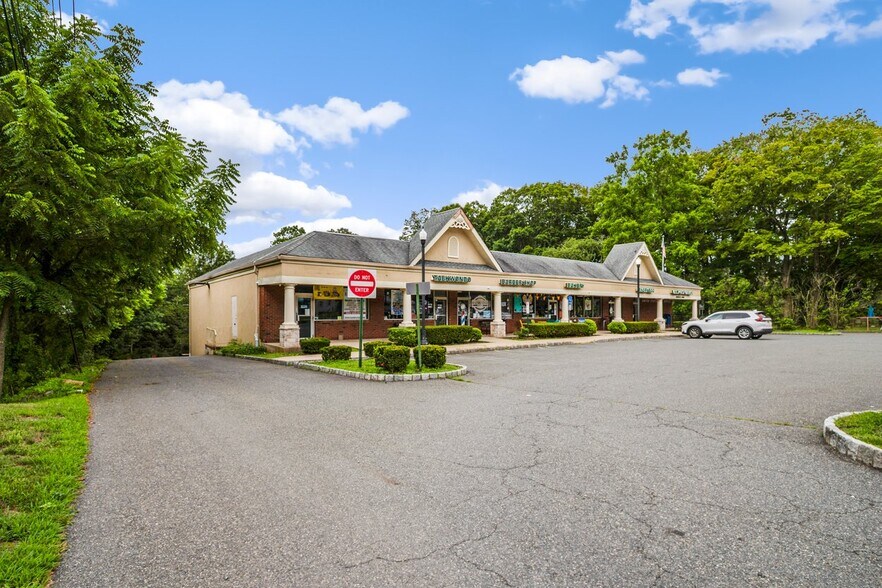 389 Dover Chester Rd, Randolph, NJ à vendre - Photo de l’immeuble – Image 3 sur 16