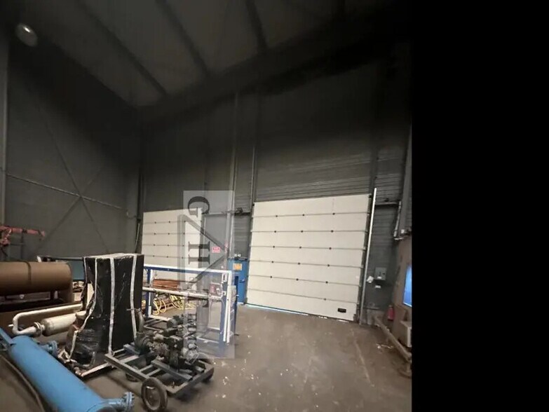 Industriel/Logistique dans Buc à vendre - Photo intérieure – Image 3 sur 13