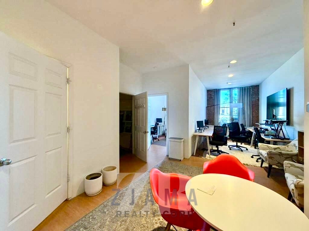 18-24 Bridge St, Brooklyn, NY à louer Photo intérieure– Image 1 sur 6