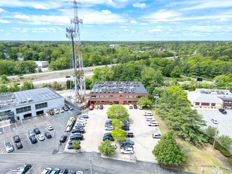 55 Accord Park Dr, Rockland, MA à vendre - Photo de l’immeuble – Image 3 sur 38