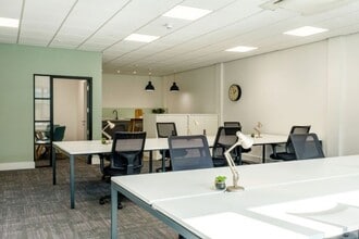 2 Woodlands Rd, Altrincham à louer Photo intérieure– Image 2 sur 13