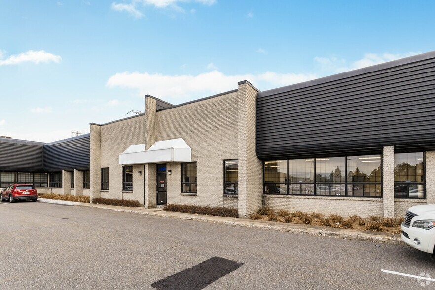 3441-3575 Rue Ashby, Montréal, QC à louer - Photo de l’immeuble – Image 3 sur 5