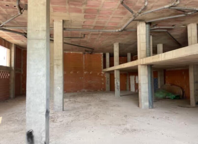 Local commercial dans Orihuela, Alicante à vendre - Photo intérieure – Image 3 sur 4