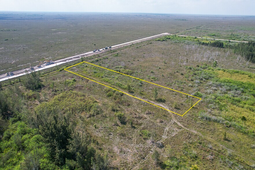 118XX SW 197th Ave, Miami, FL à vendre - Photo de l’immeuble – Image 3 sur 18