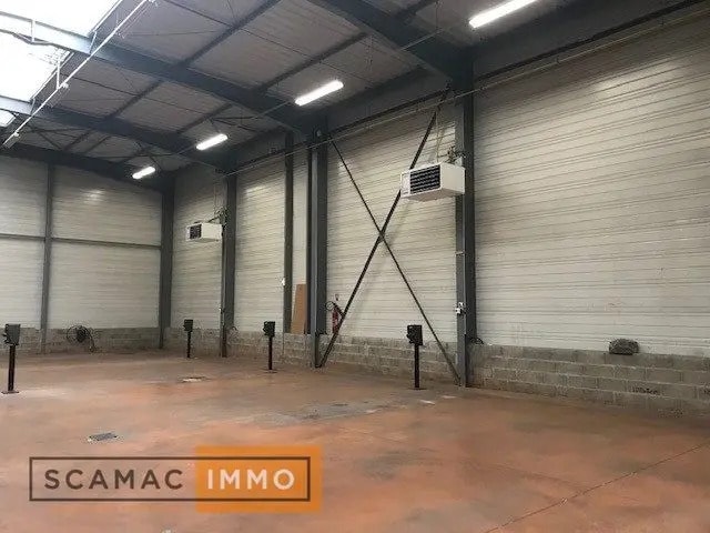 Bureau dans PRINGY à louer - Photo de l’immeuble – Image 2 sur 7