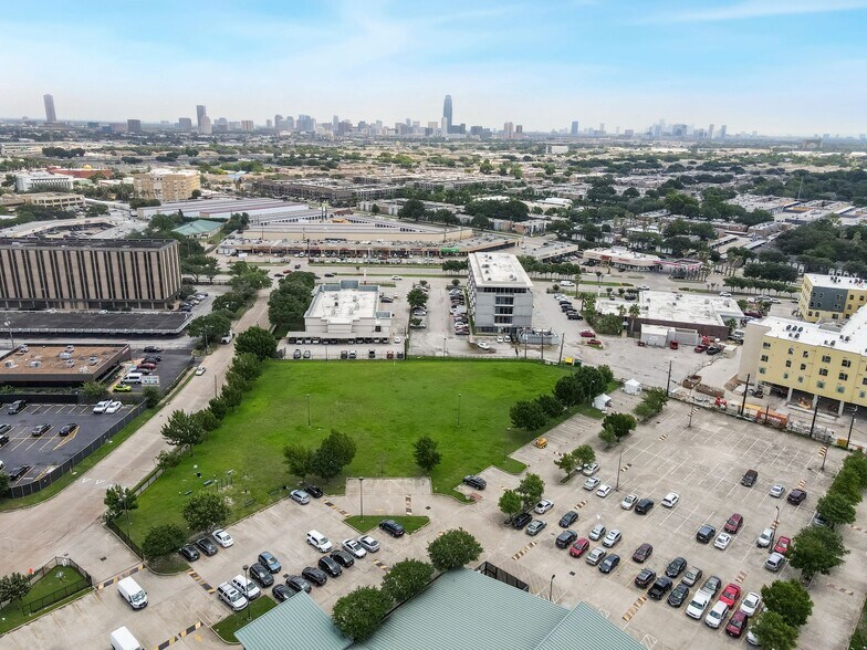 6430 Hillcroft Ave, Houston, TX à vendre - Photo de l’immeuble – Image 3 sur 19