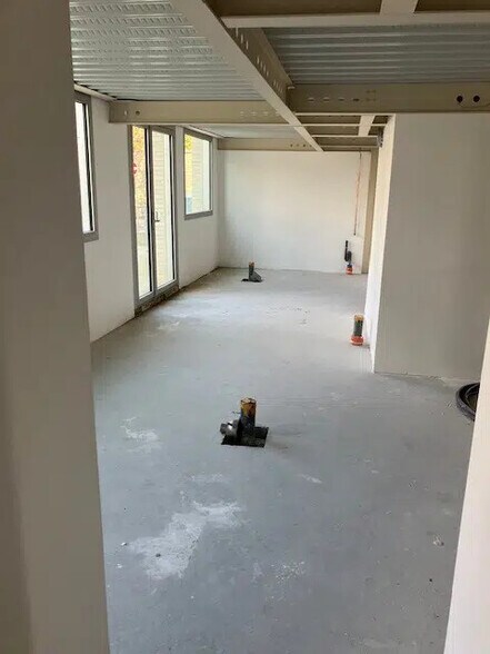 62 Rue Denis Papin, Pantin à louer - Photo de l’immeuble – Image 2 sur 6