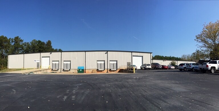 300 Commerce Blvd, Bogart, GA à louer - Photo de l’immeuble – Image 3 sur 13