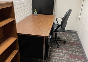 80 Birmingham St, Toronto, ON à louer Photo intérieure– Image 1 sur 1