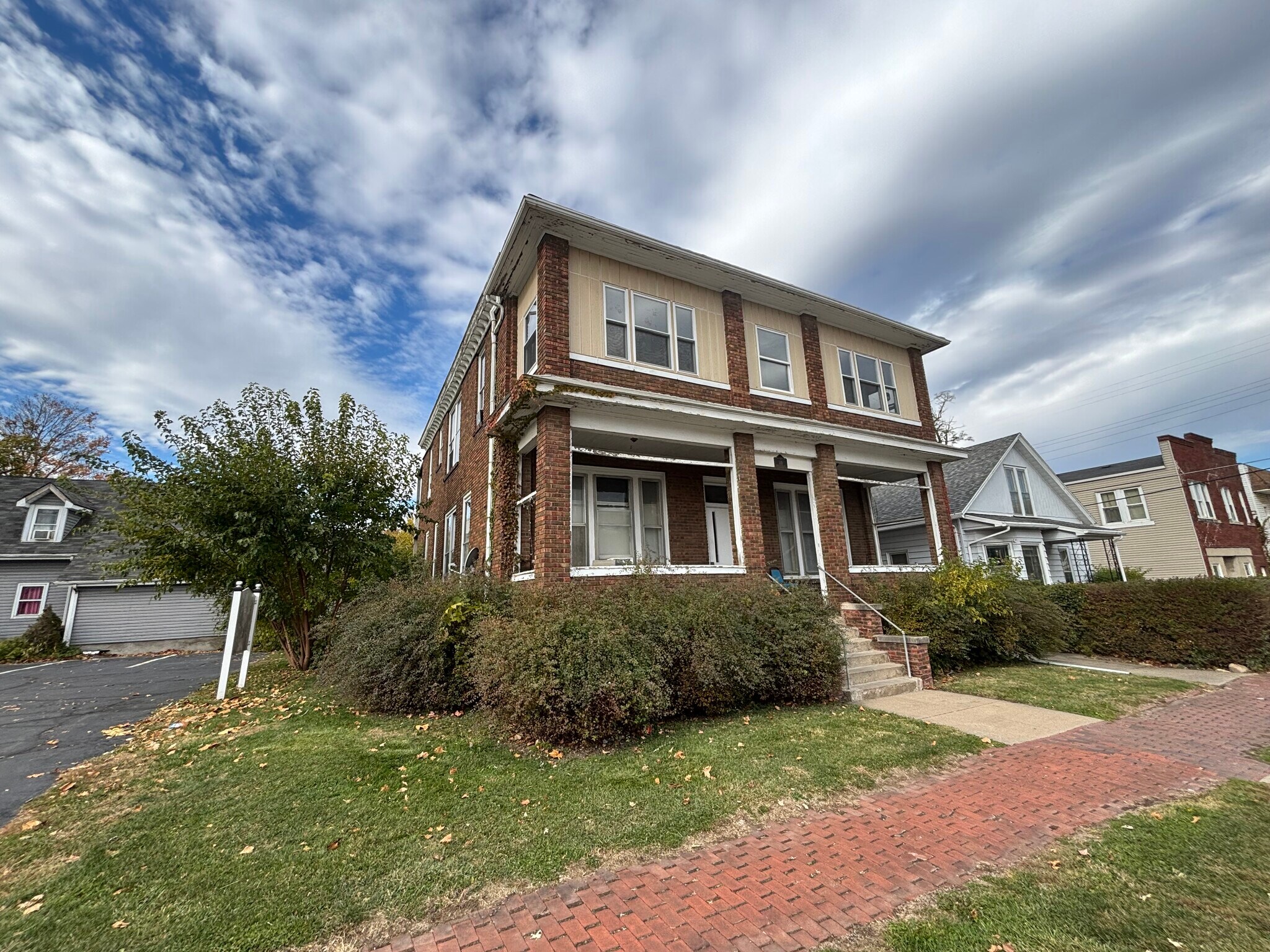 519 Marquette St, La Salle, IL à vendre Photo principale– Image 1 sur 2