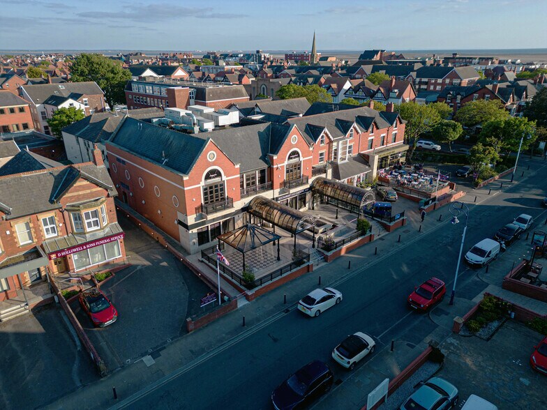 21-23 Wood St, Lytham St Annes à louer - Photo de l’immeuble – Image 3 sur 15