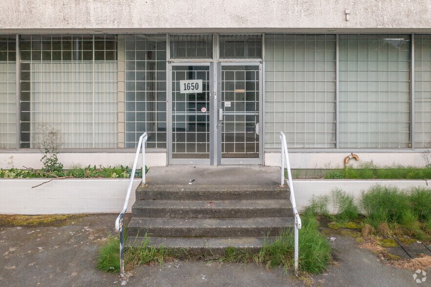 1642 Pandora St, Vancouver, BC à vendre - Photo de l’immeuble – Image 3 sur 12