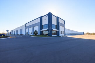Plus de détails pour 9876 Air Commerce Pky, Orlando, FL - Industriel/Logistique à louer