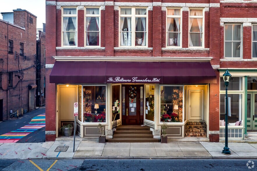 111 W Washington St, Greensboro, NC à vendre - Photo de l’immeuble – Image 2 sur 5