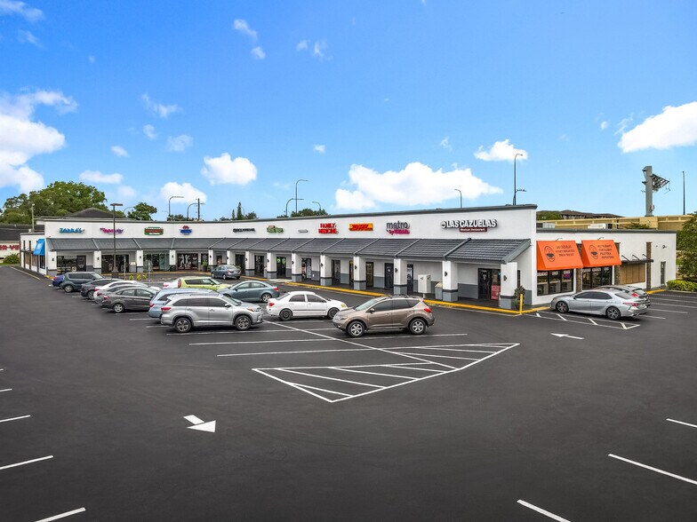 7325-7371 Lake Underhill Rd, Orlando, FL à louer - Photo de l’immeuble – Image 1 sur 7