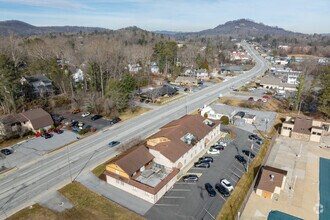 1620 Asheville Hwy, Hendersonville, NC - Vue aérienne vue de carte - Image1
