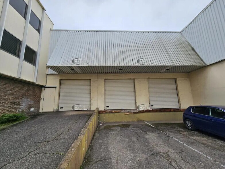Industriel/Logistique dans L'HAY-LES-ROSES à louer - Photo de l’immeuble – Image 1 sur 7