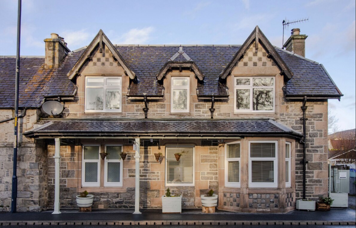 Clune House Bed and Breakfast, Newtonmore à vendre Photo de l’immeuble– Image 1 sur 19