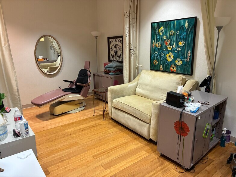 3613 Williams Dr, Georgetown, TX à vendre - Photo intérieure – Image 2 sur 9